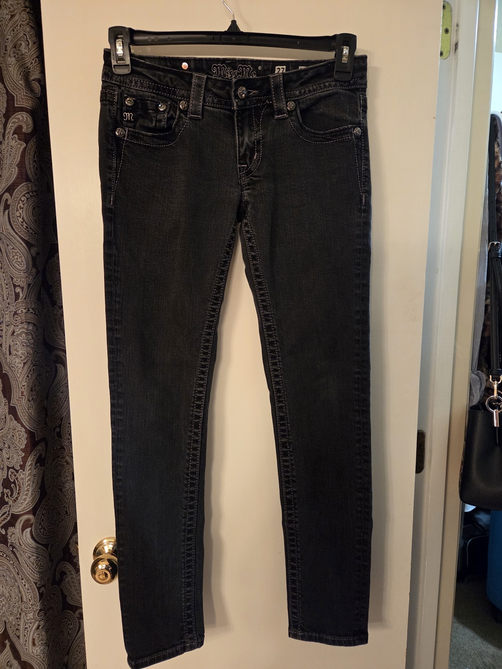 Miss Me SZ 27 Dark Charcoal Skinny Jeans